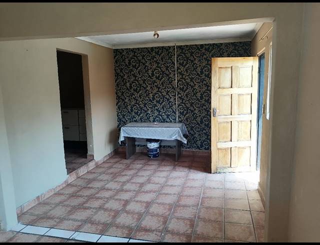 1 bed property to rent in MONDEOR